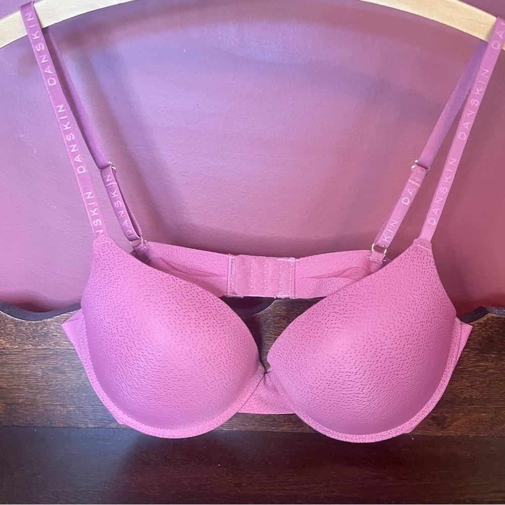 Elegant Pink Women's Bra (color is true to photo with size)
